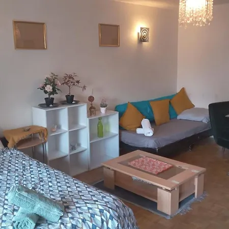 Symphonia Oasis Homestay